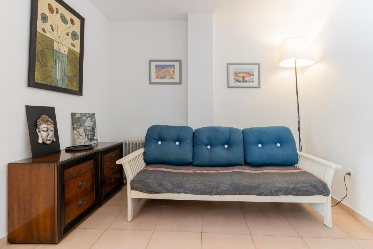 Lovely Apartment Next To The Beach Τορρεμολίνος Εξωτερικό φωτογραφία